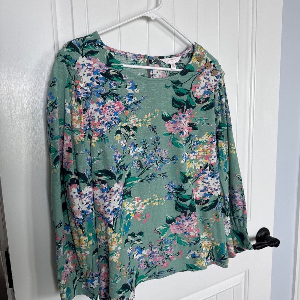 Lauren Conrad, long sleeve top